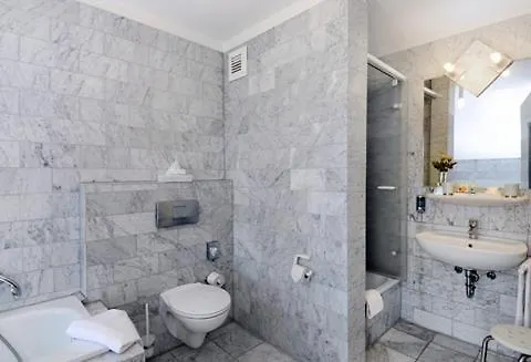 Kastens Hotel Düsseldorf Almanya