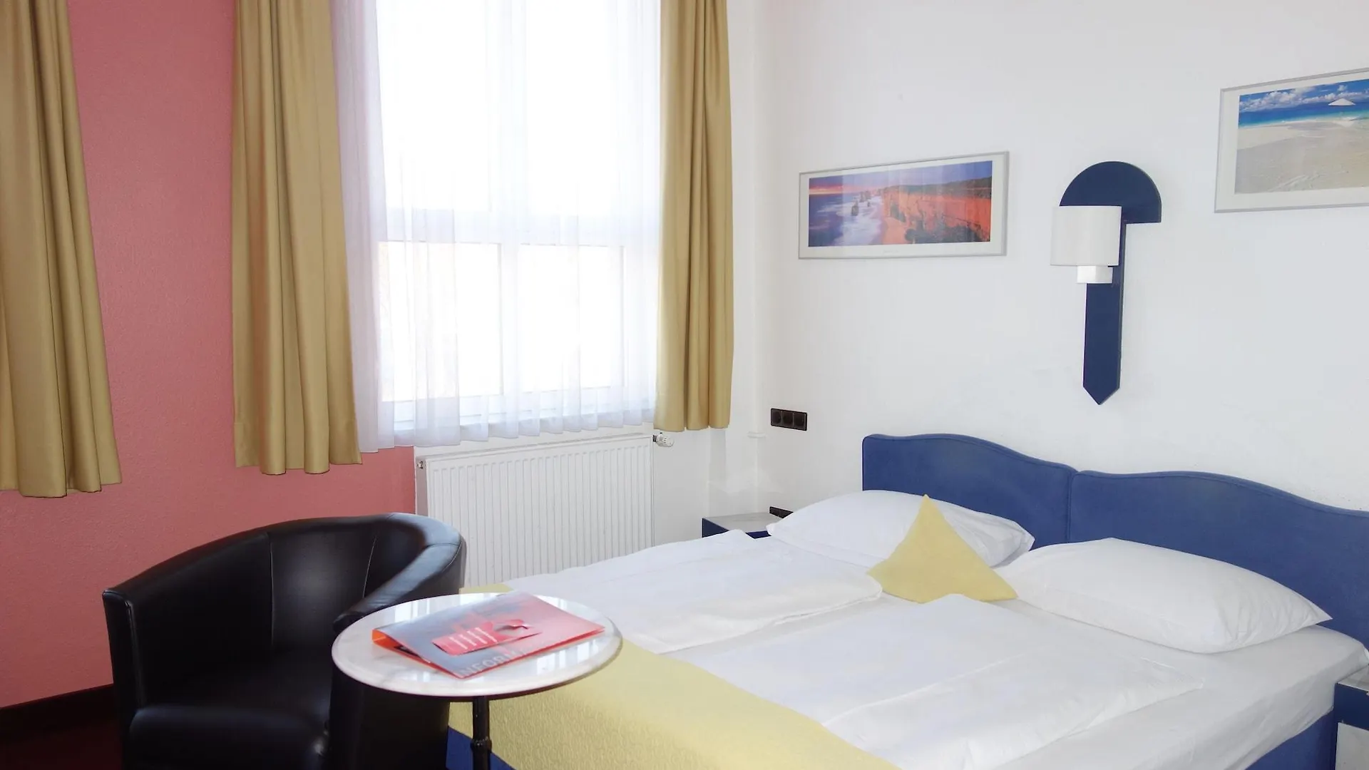 Kastens Hotel Düsseldorf 4*,