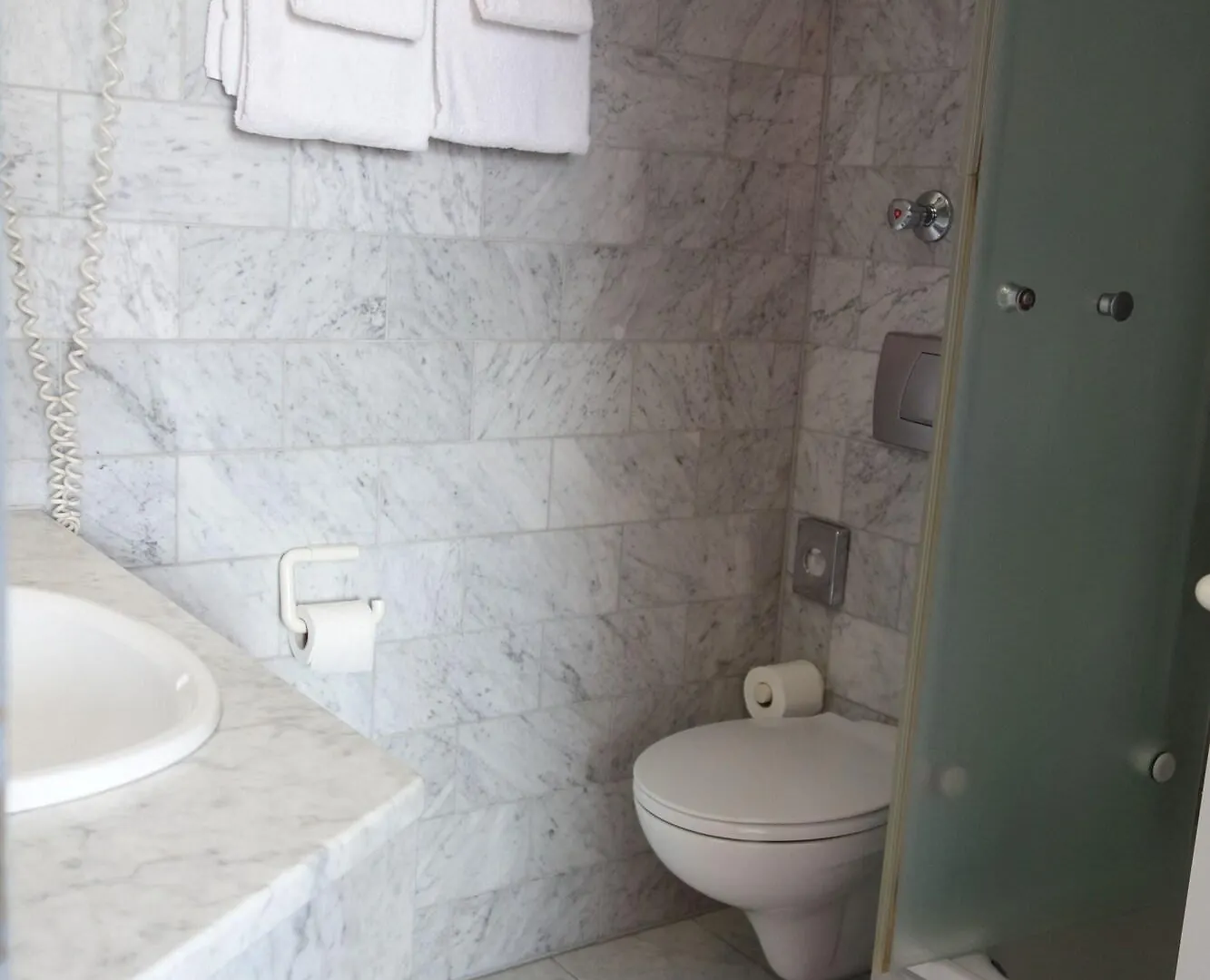 Kastens Hotel Düsseldorf 4*,